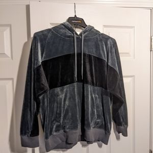 Champion elite women's XL hoodie